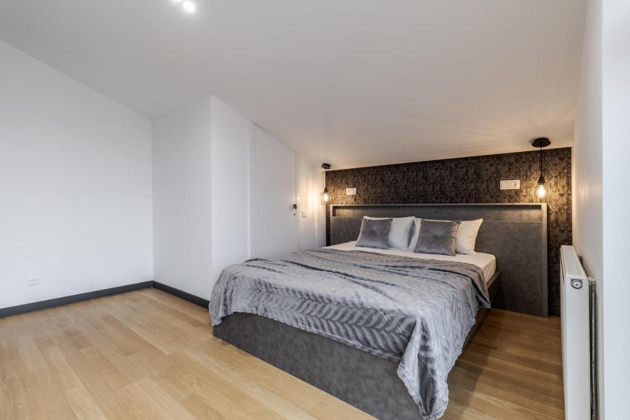 Inshiapartments On Hazova Str 5 ลวีฟ ภายนอก รูปภาพ