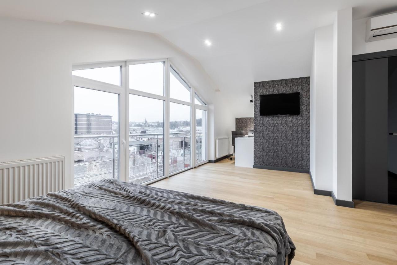 Inshiapartments On Hazova Str 5 ลวีฟ ภายนอก รูปภาพ