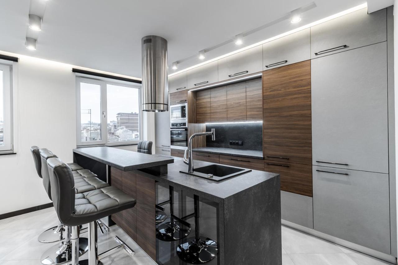 Inshiapartments On Hazova Str 5 ลวีฟ ภายนอก รูปภาพ