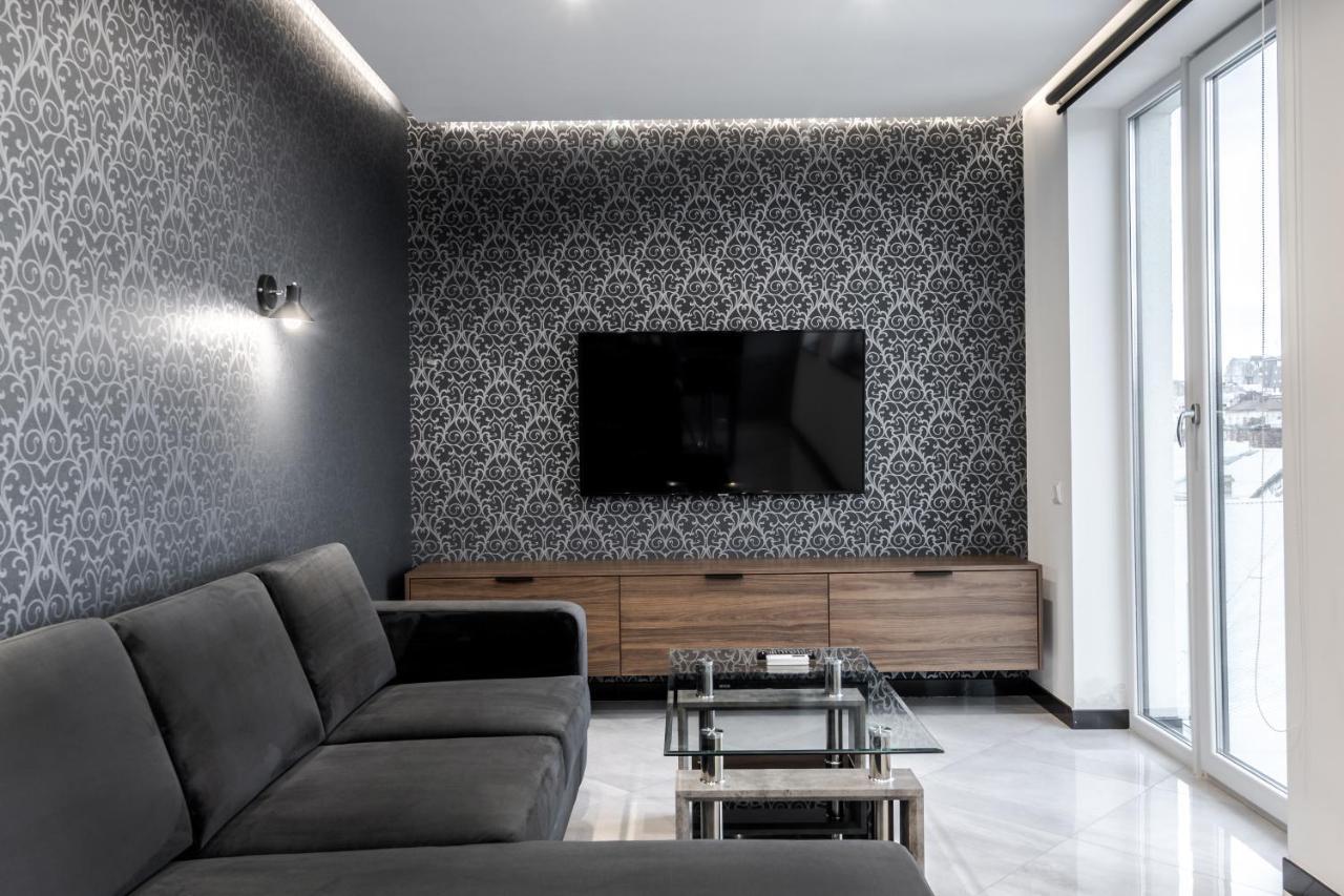 Inshiapartments On Hazova Str 5 ลวีฟ ภายนอก รูปภาพ